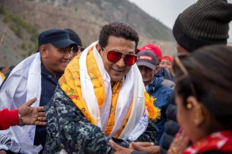 ठूला दलको वाकओभर र मनाङेको निर्विरोध संसद यात्राको अन्तर्य